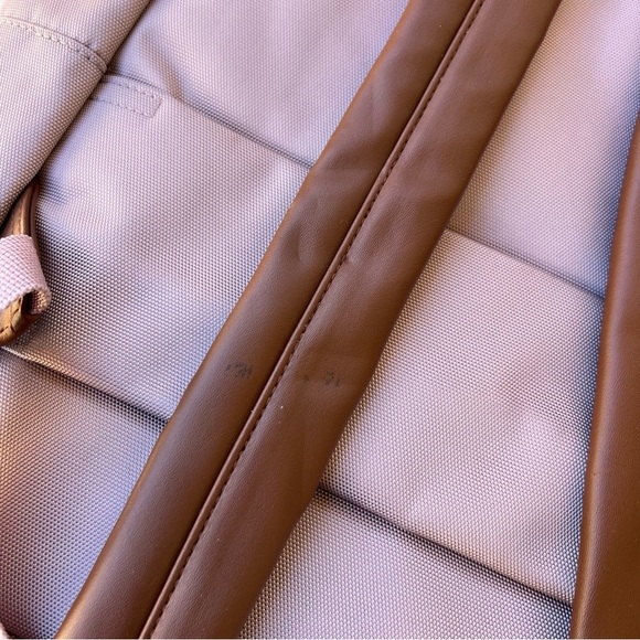 Tommy Bahama Pink Nylon Campus Travel Backpack Tan Faux Leather Trim - Picture 7 of 7